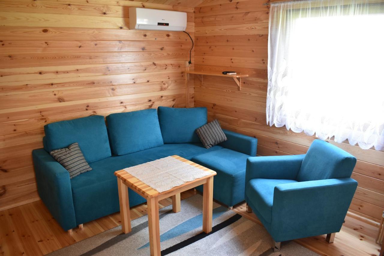O.w. Sek Lodge Karwia
