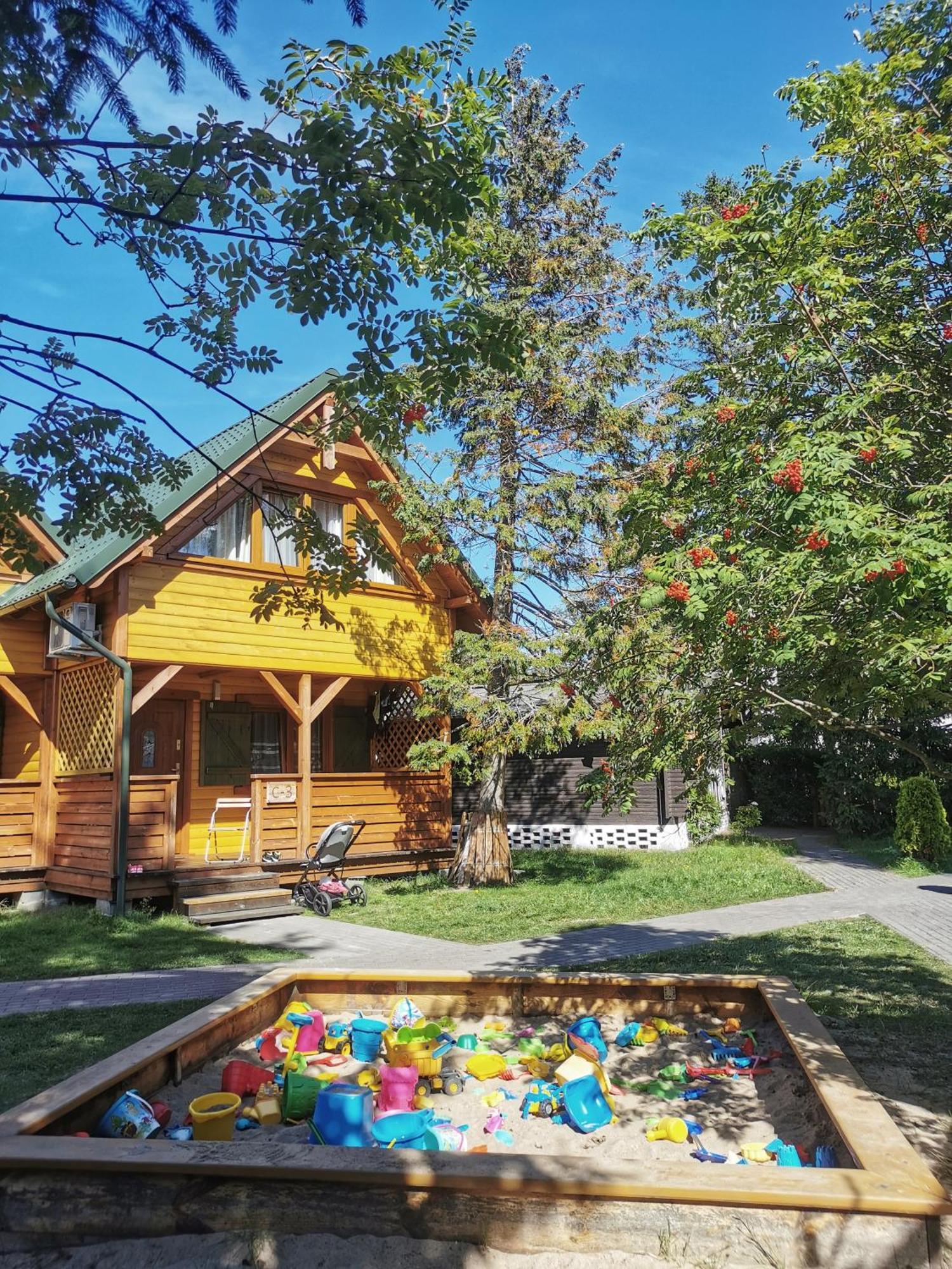 Lodge O.w. Sek Karwia